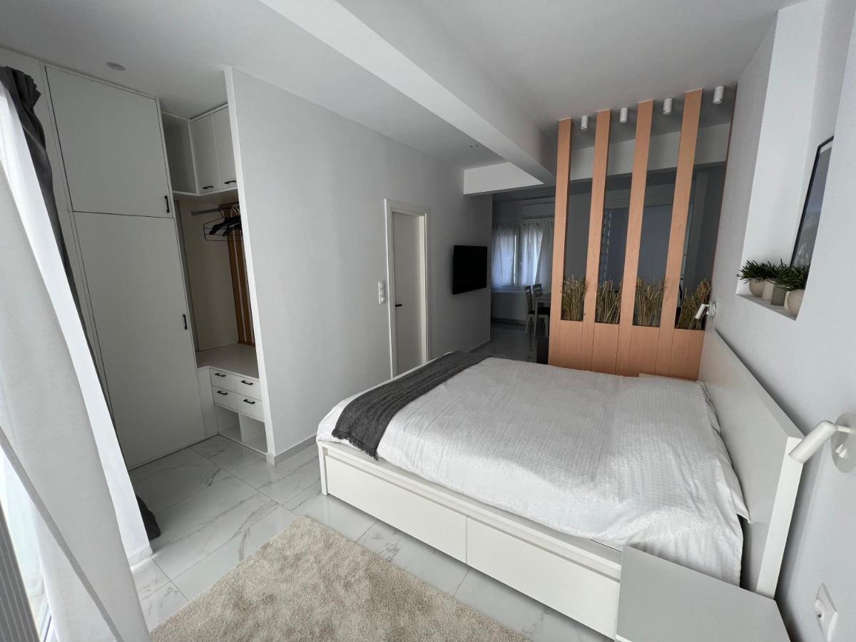 Modern 1-Bedroom Apartment In The City Center Salonic Exterior foto
